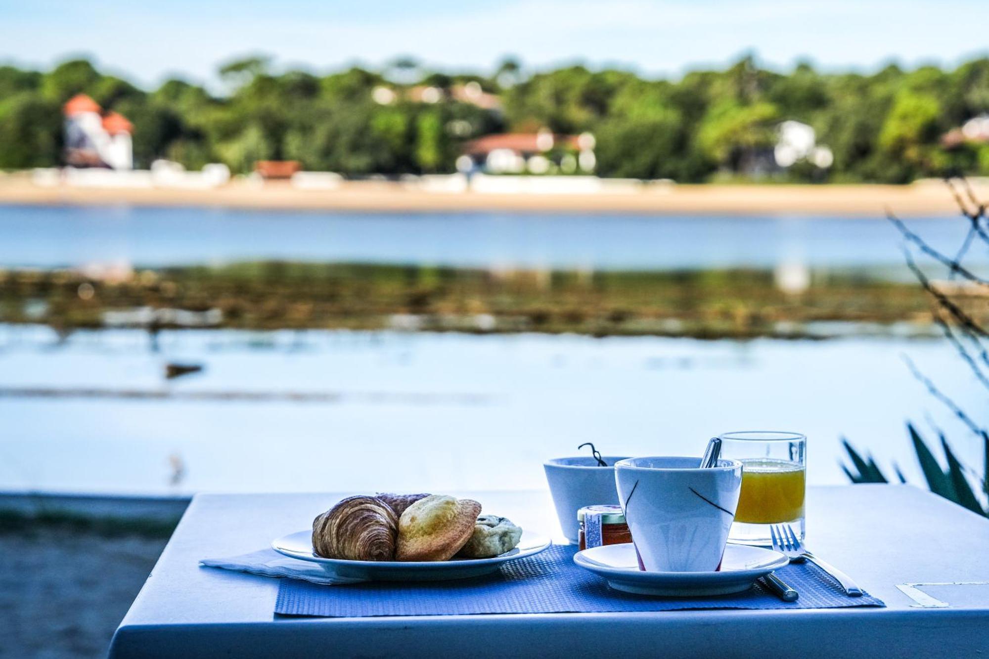 Hotel Le Pavillon Bleu