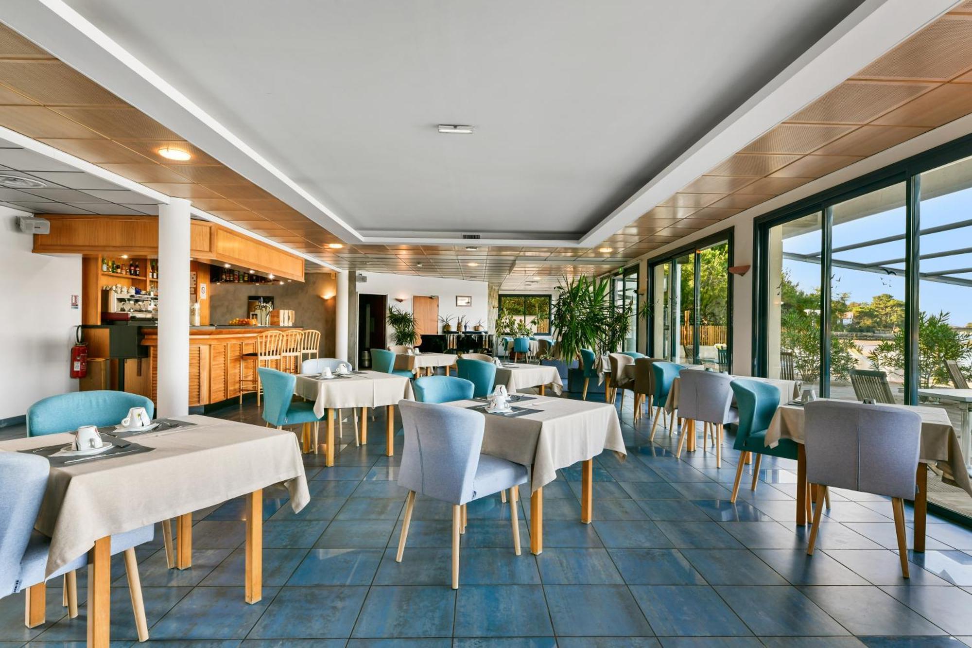 Le Pavillon Bleu Hotel