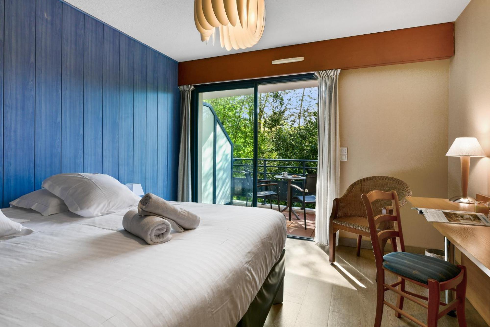 Hotel Le Pavillon Bleu